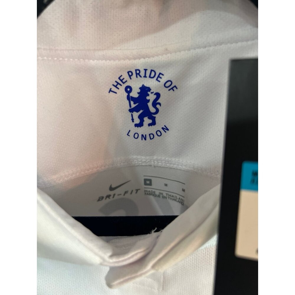Source Unknown - Chelsea FC #23 - Picture 5 of 9